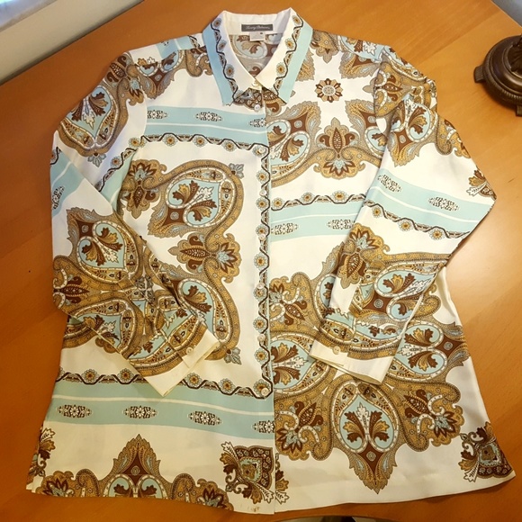 Tommy Bahama Tops - Print Silk Blouse Tommy Bahama Tops - Print Silk Blouse